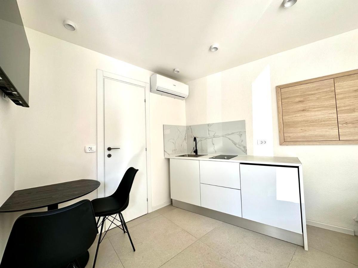 Damir Skomina Apartments Копер Экстерьер фото