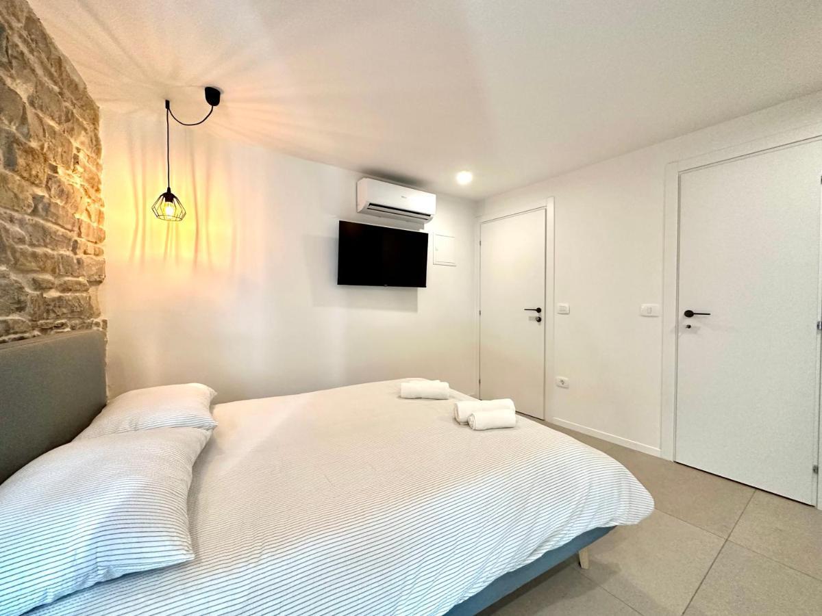 Damir Skomina Apartments Копер Экстерьер фото