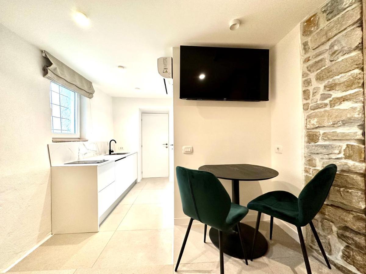 Damir Skomina Apartments Копер Экстерьер фото
