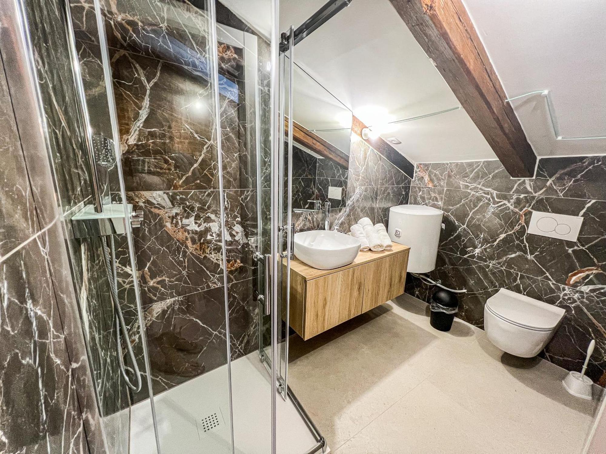 Damir Skomina Apartments Копер Экстерьер фото